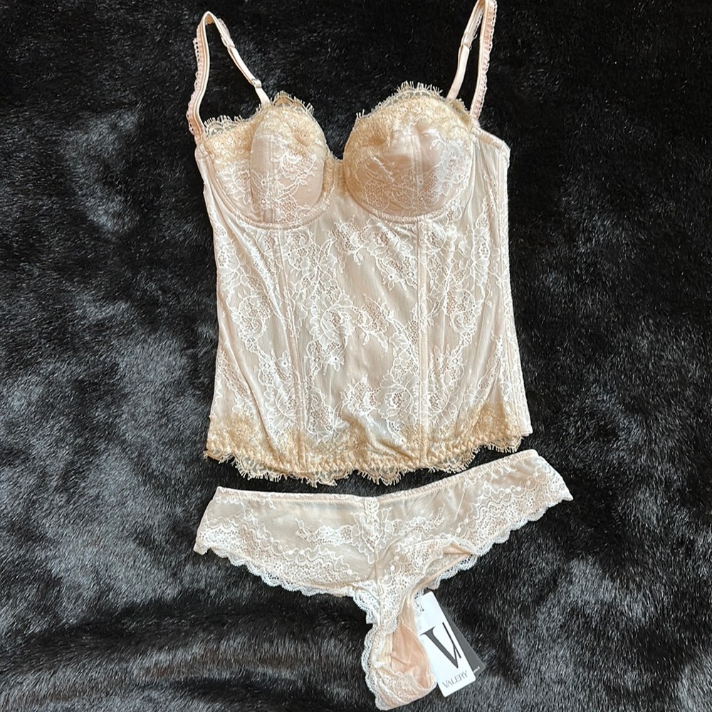 Valery Cipria BL112 Corset With/Matching Tanga Light Pink, NWT